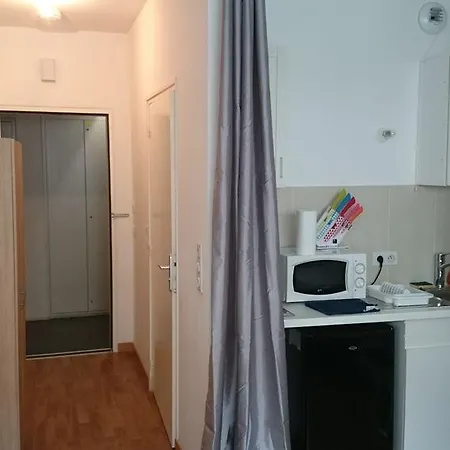 Studio Saint Charles Apartment *