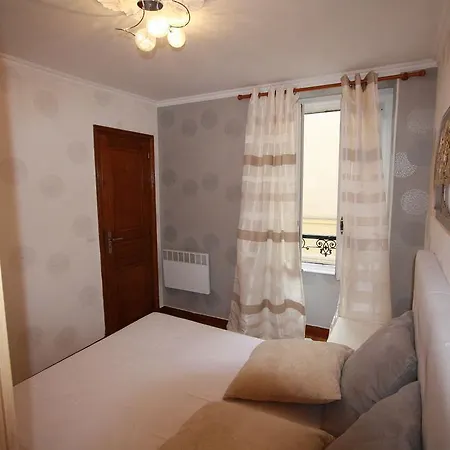 Studio Saint Charles * Paris