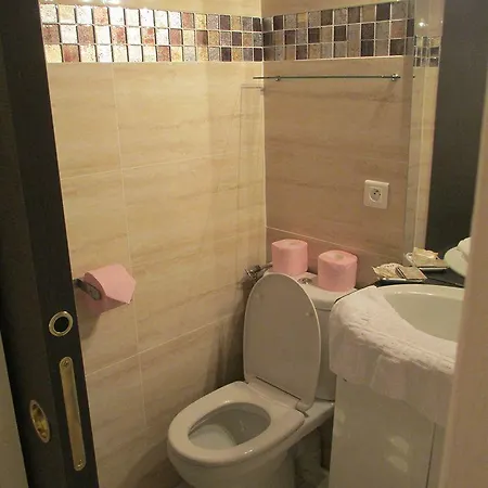 Studio Saint Charles Apartment *