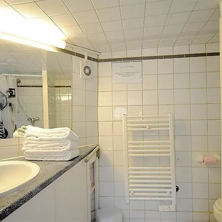 Studio Saint Charles * París